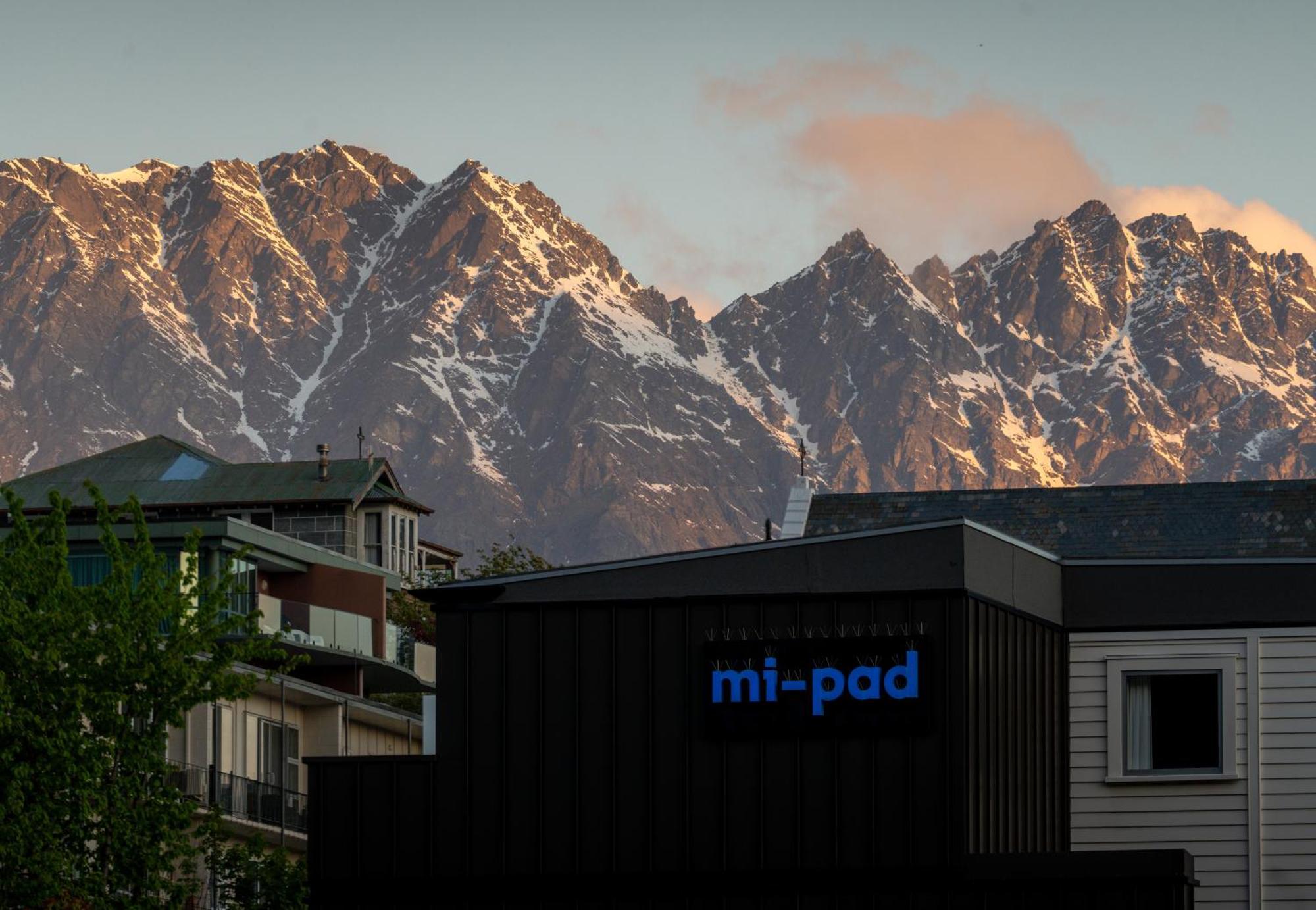 Mi-Pad Queenstown Luaran gambar
